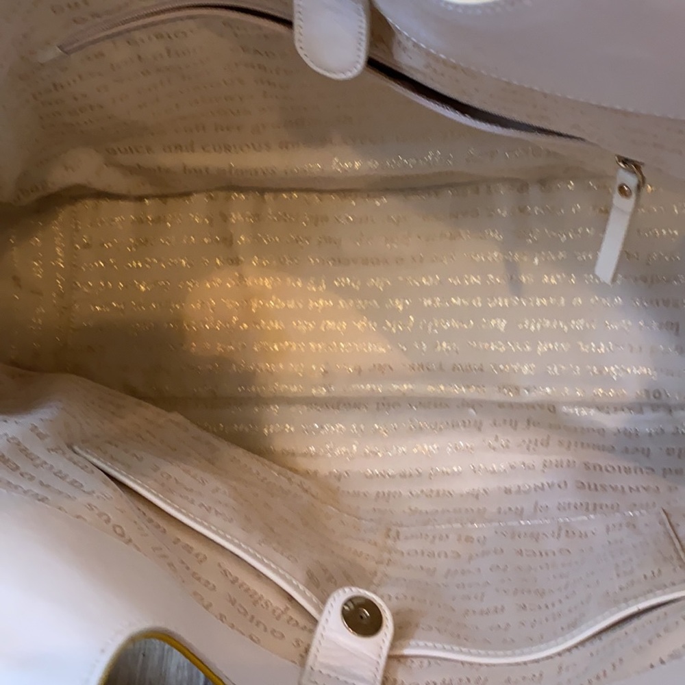 Kate Spade Tote - Picture 4 of 8